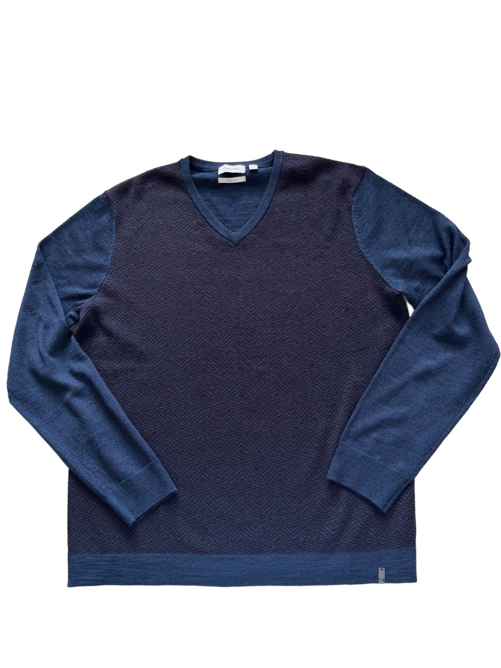 Calvin Klein Men's Merino Wool Blend Dk Blue Herringbone V-Neck Sweater - Size L